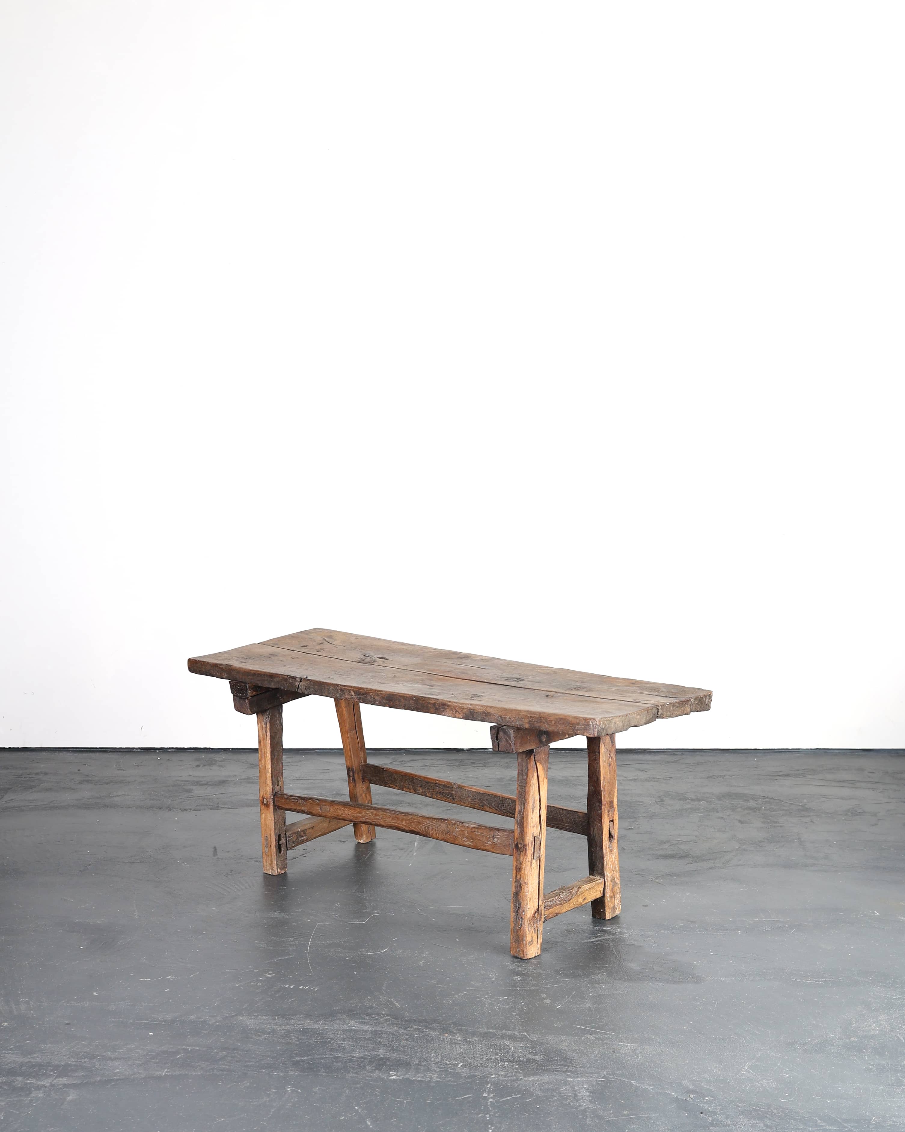Early 19th C. Walnut Mountain Table