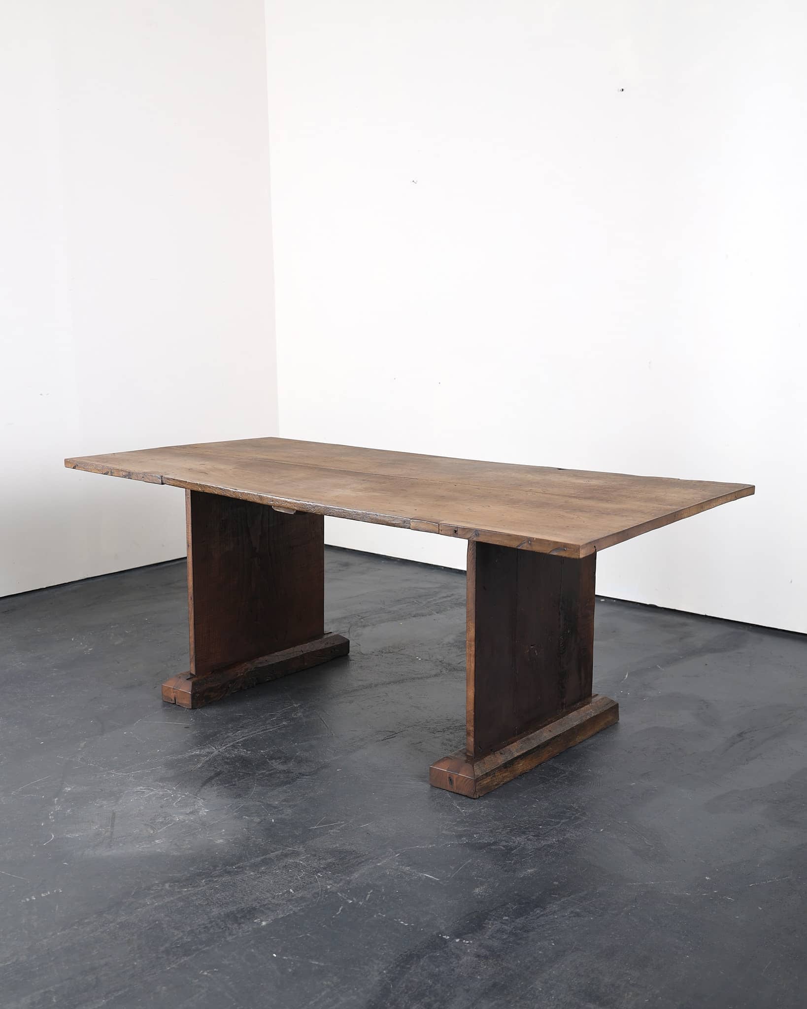 Primitive Dinning/Centre Table In 18th C. Portuguese Chestnut