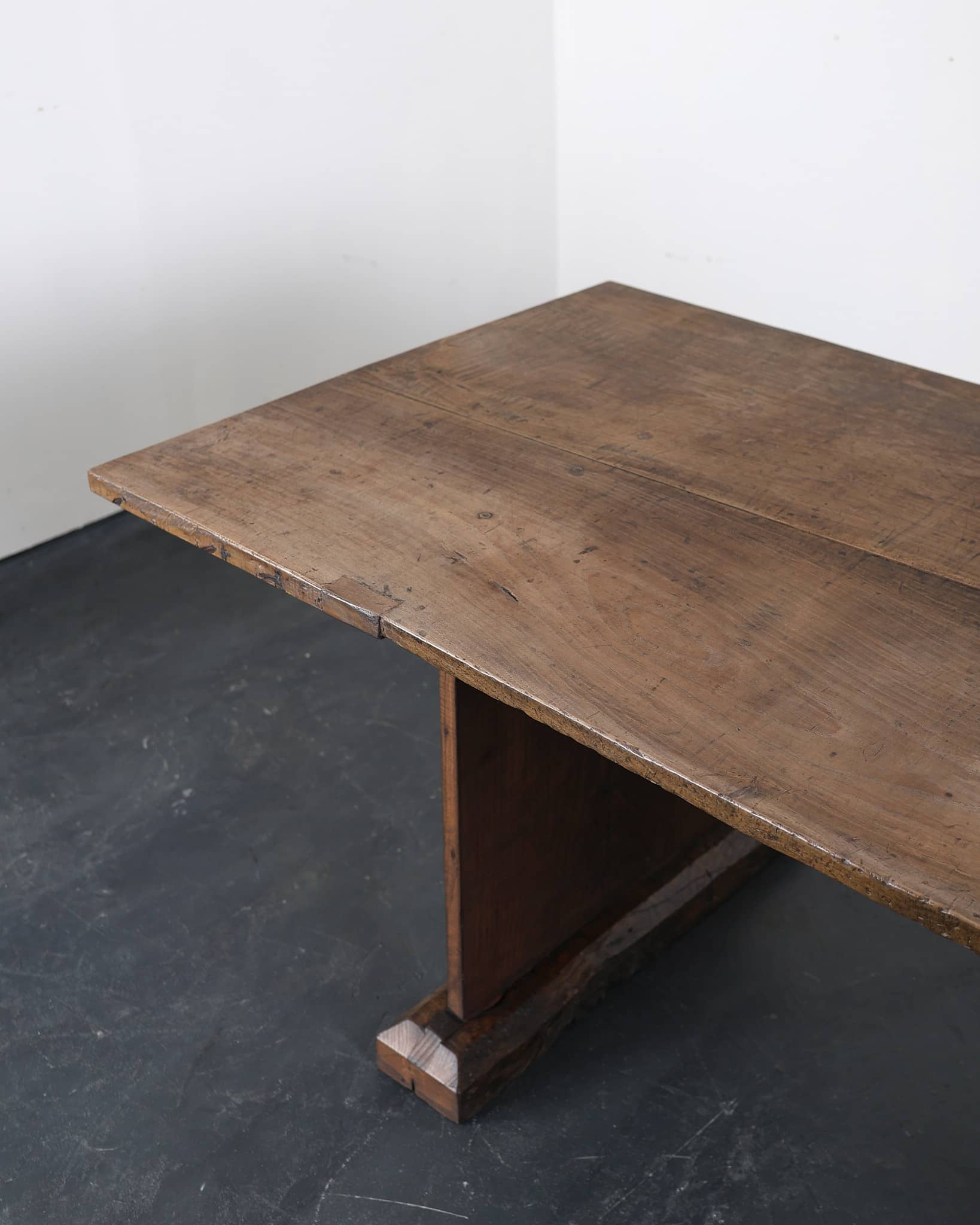 Primitive Dinning/Centre Table In 18th C. Portuguese Chestnut