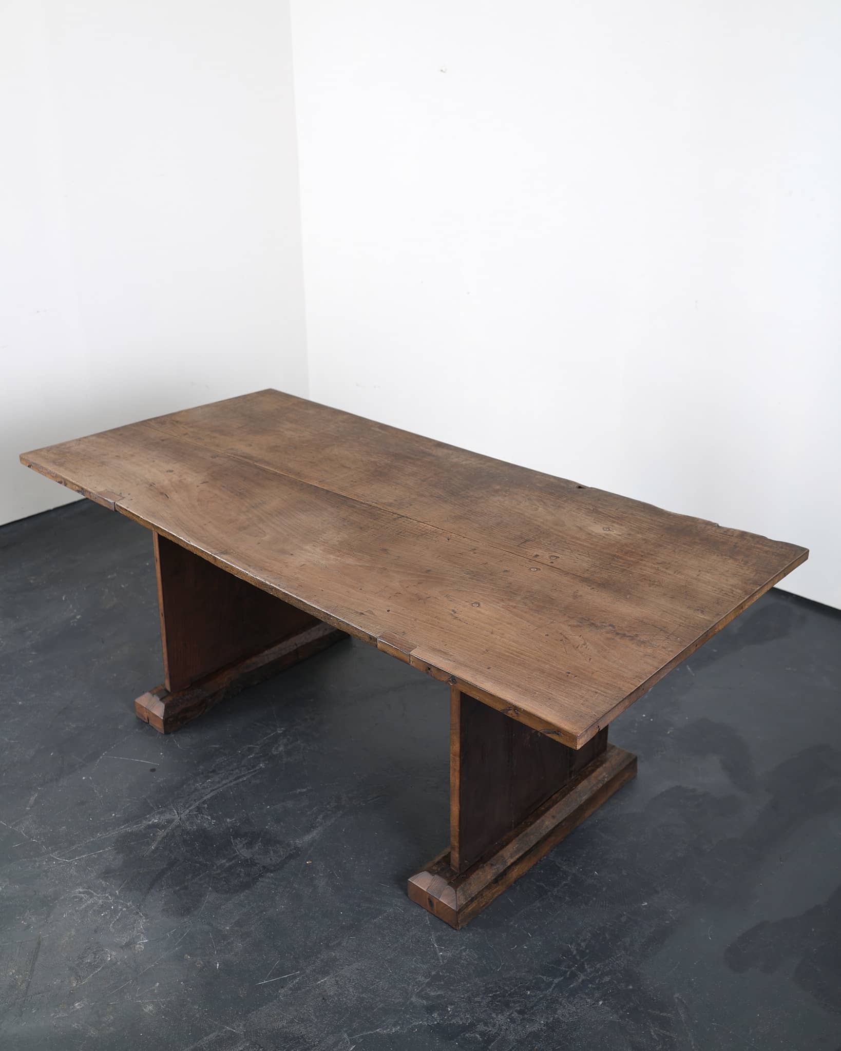 Primitive Dinning/Centre Table In 18th C. Portuguese Chestnut