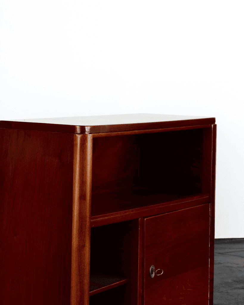 Pair Of Modernist Weimar Walnut Bedsides