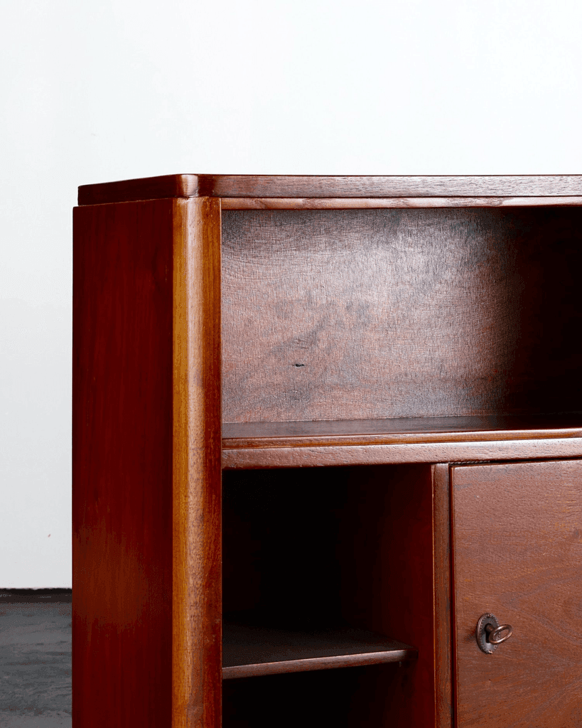 Pair Of Modernist Weimar Walnut Bedsides