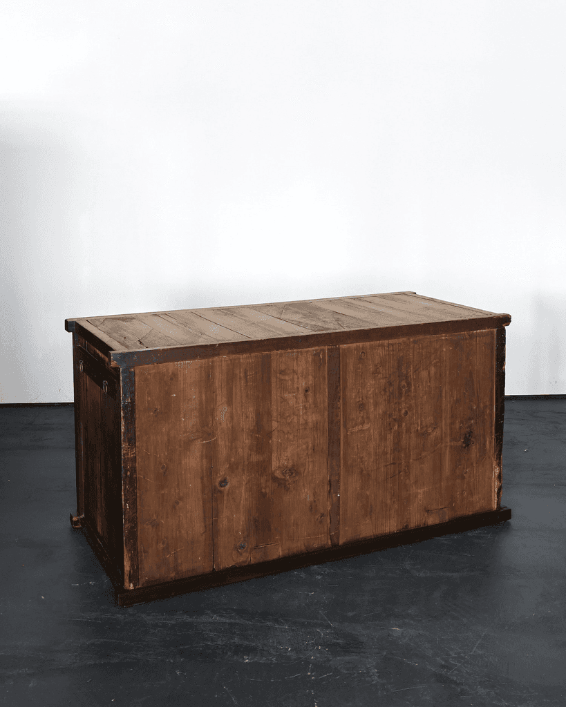 Large Edo Period Japanese Tansu/Sideboard