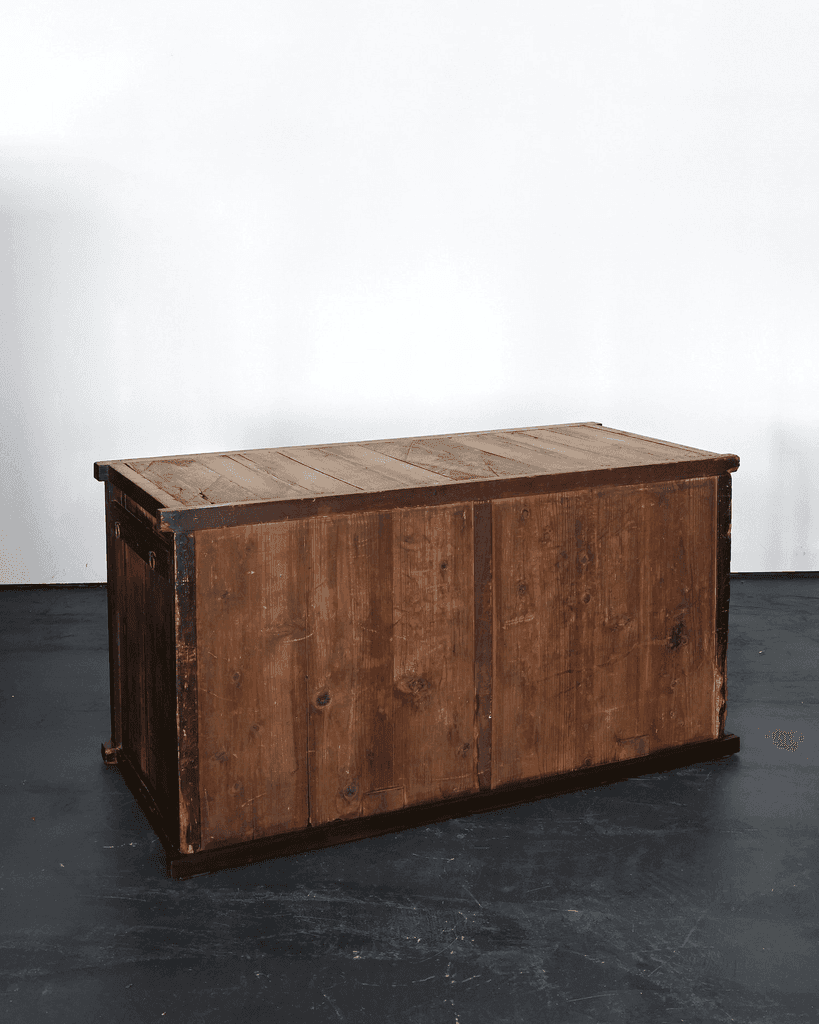 Large Edo Period Japanese Tansu/Sideboard